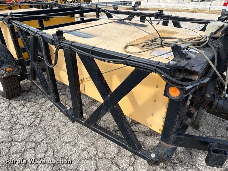 image for item NF9562 2007 Crash Absorption crash attenuator
