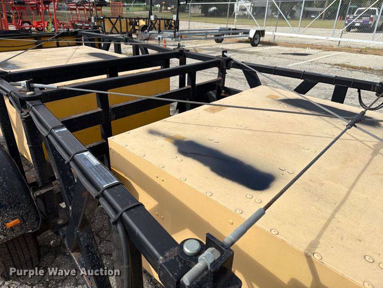 image for item NF9562 2007 Crash Absorption crash attenuator