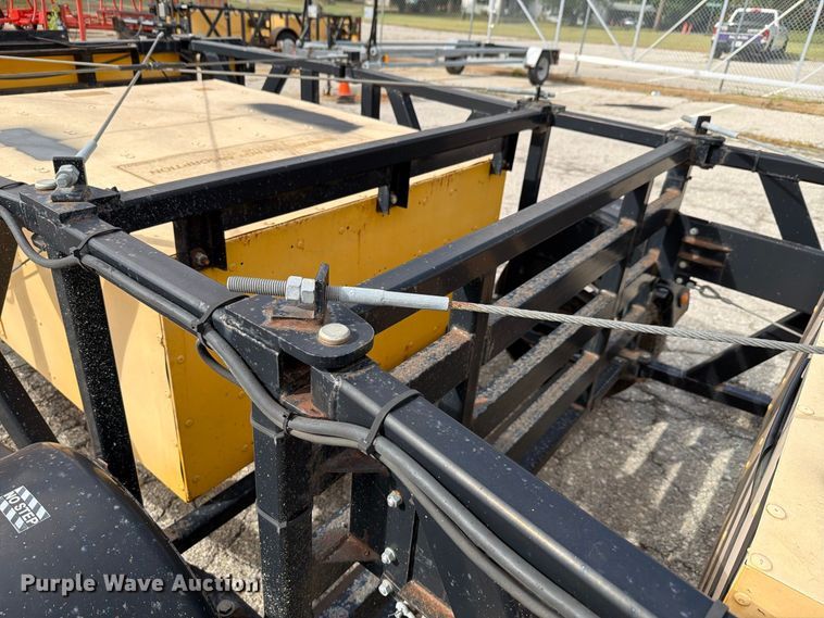 image for item NF9562 2007 Crash Absorption crash attenuator