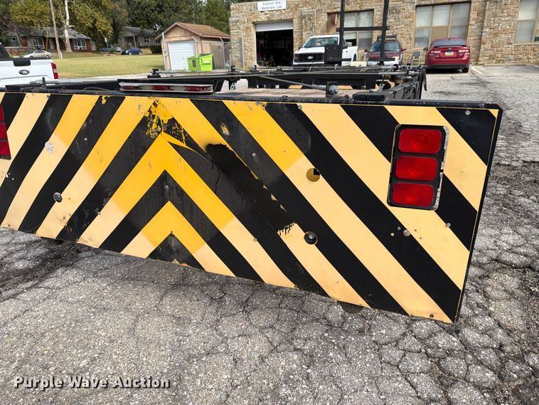 image for item NF9562 2007 Crash Absorption crash attenuator