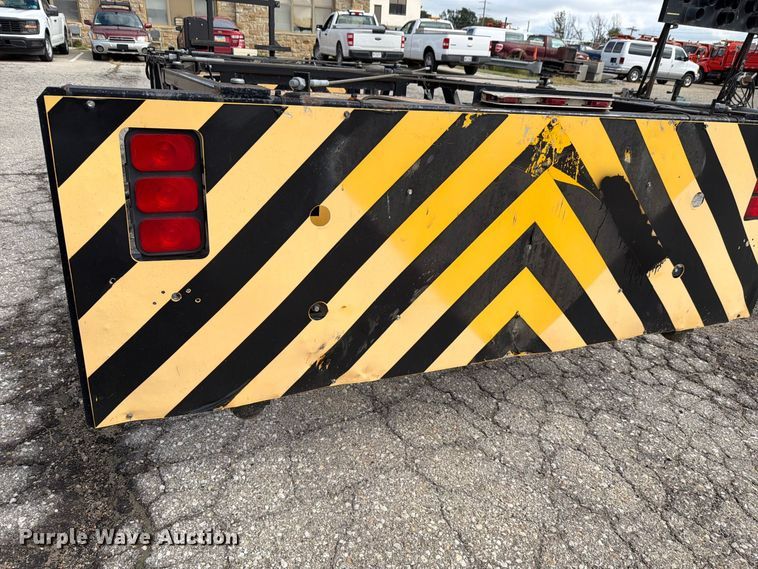 image for item NF9562 2007 Crash Absorption crash attenuator