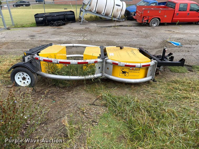 image for item NF9569 Traffic  Scorpion II crash attenuator