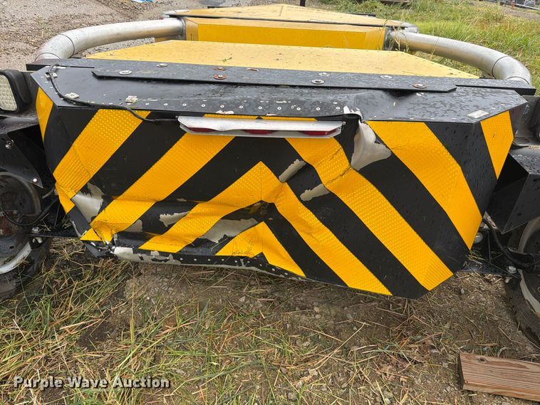 image for item NF9569 Traffic  Scorpion II crash attenuator