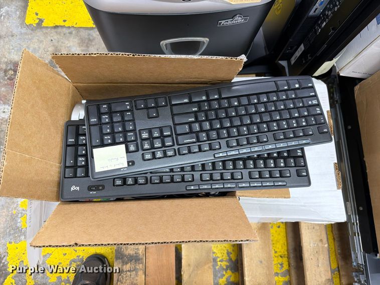 image for item NF9582 Office supplies