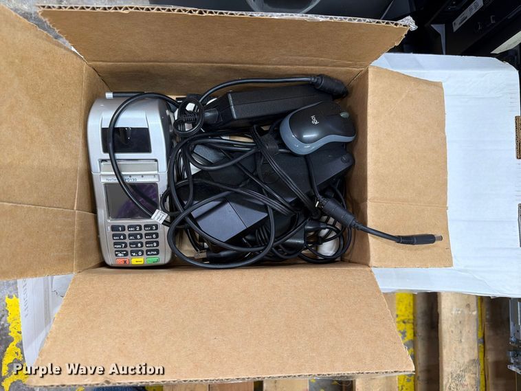image for item NF9582 Office supplies