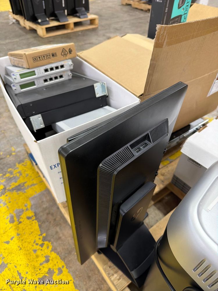 image for item NF9582 Office supplies