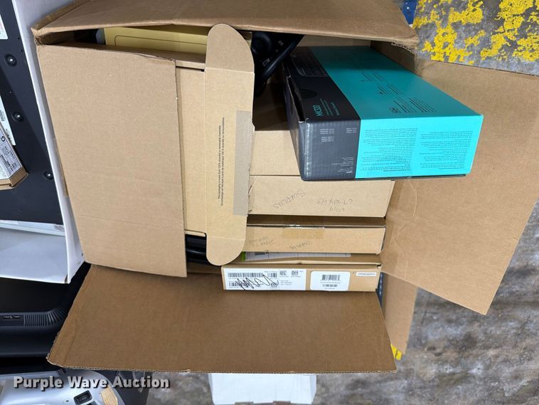 image for item NF9582 Office supplies