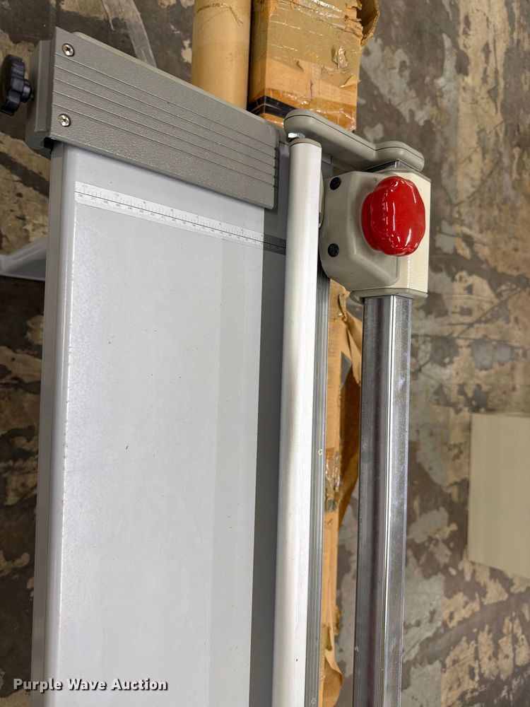 image for item NF9587 Office equipment