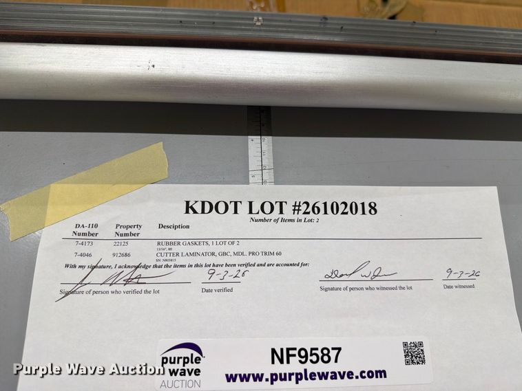 image for item NF9587 Office equipment