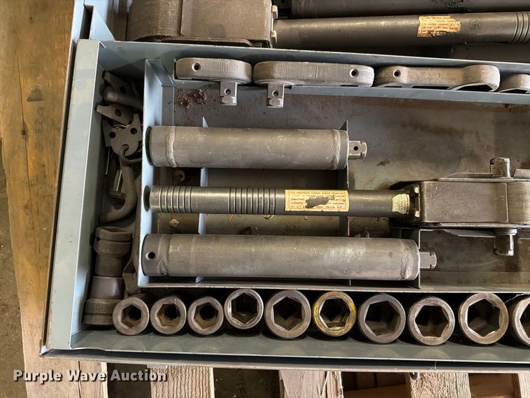 image for item NF9599 Swench  wrench set