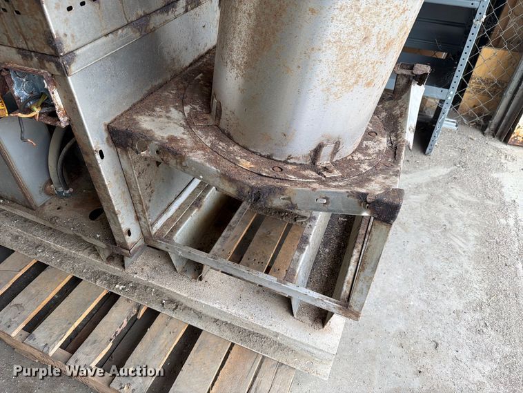 image for item NF9600 Alkta cleaning system