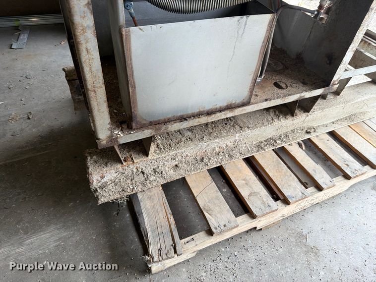 image for item NF9600 Alkta cleaning system