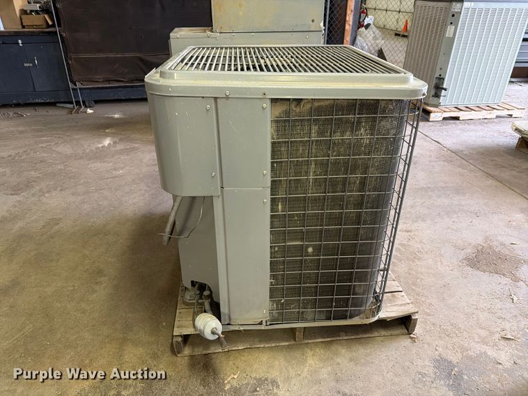 image for item NF9601 Comfortmaker furnace