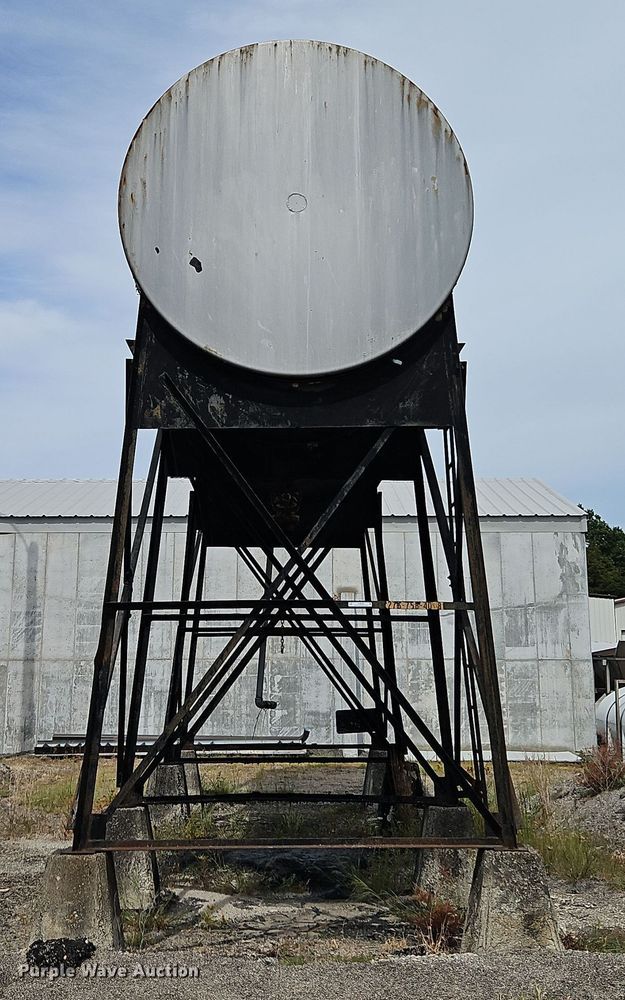 image for item OJ9539 Asphalt oil tank
