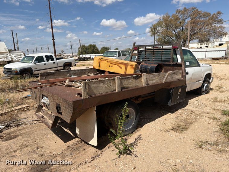 image for item DE1383 1997 Chevrolet C3500 flatbed pickup truck