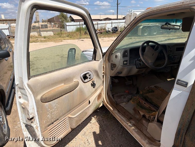image for item DE1383 1997 Chevrolet C3500 flatbed pickup truck