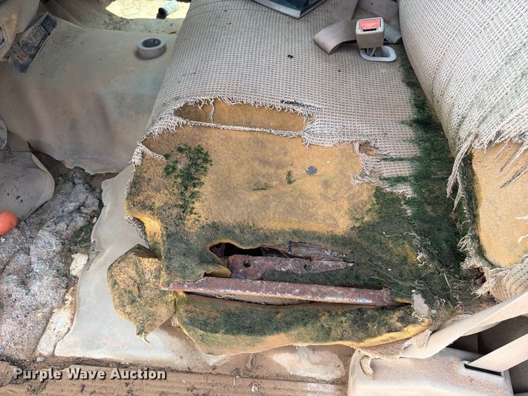 image for item DE1383 1997 Chevrolet C3500 flatbed pickup truck