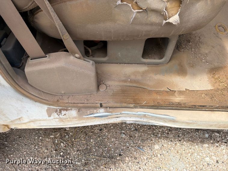 image for item DE1383 1997 Chevrolet C3500 flatbed pickup truck