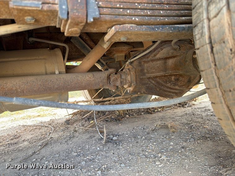 image for item DE1383 1997 Chevrolet C3500 flatbed pickup truck