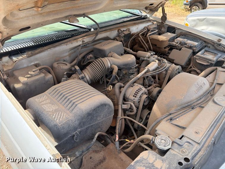 image for item DE1383 1997 Chevrolet C3500 flatbed pickup truck