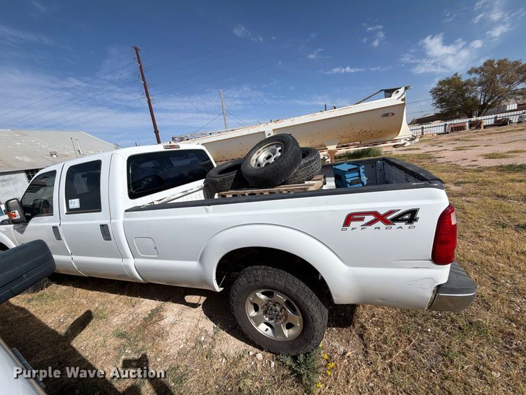 image for item DK6599 2013 Ford F250 Super Duty Crew Cab pickup truck