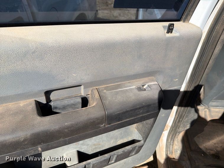 image for item DK6599 2013 Ford F250 Super Duty Crew Cab pickup truck