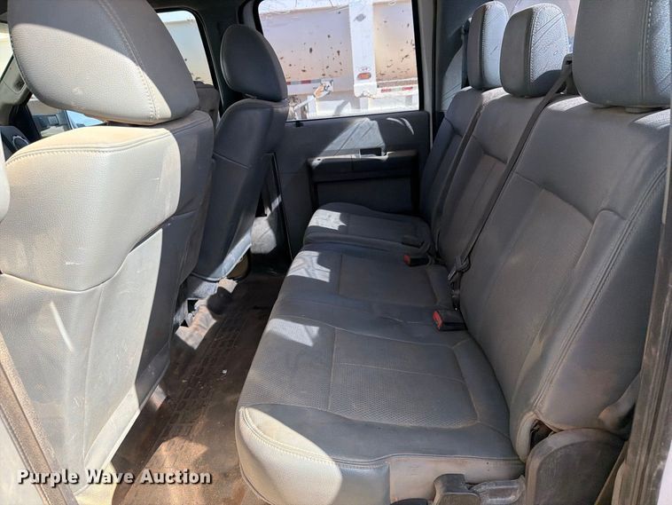 image for item DK6599 2013 Ford F250 Super Duty Crew Cab pickup truck