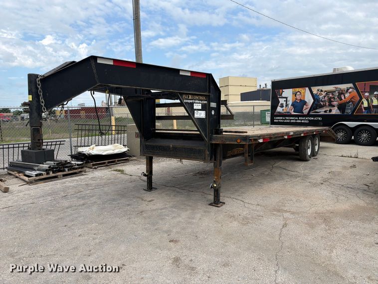 2011 Elite equipment trailer