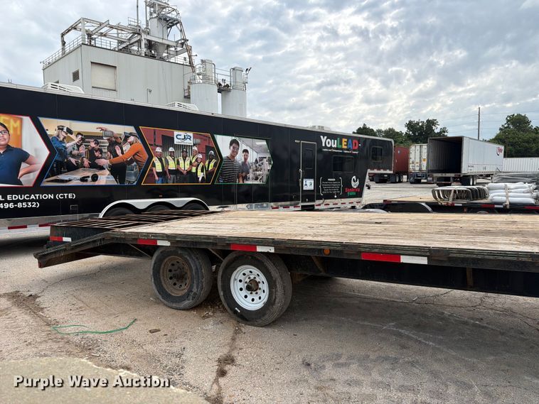 image for item DQ7834 2011 Elite equipment trailer