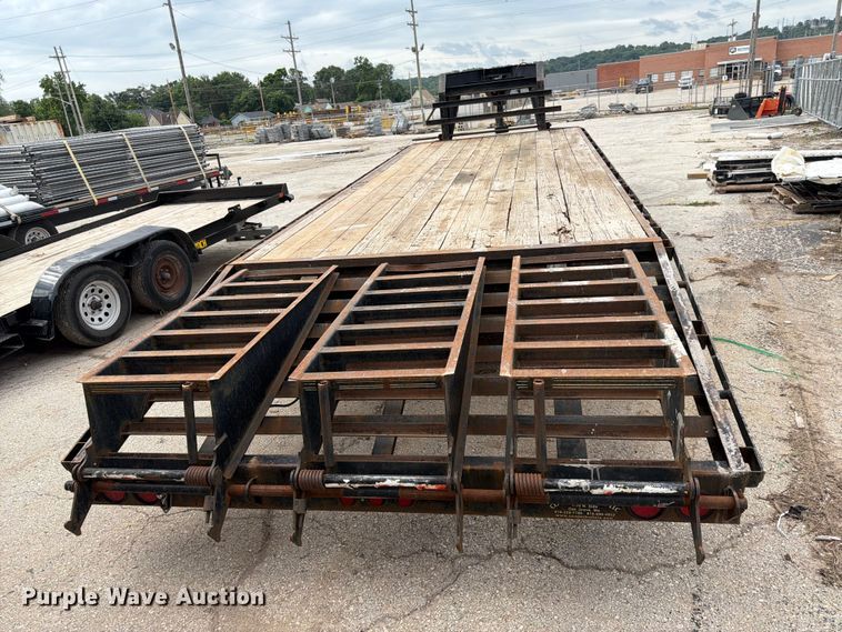 image for item DQ7834 2011 Elite equipment trailer