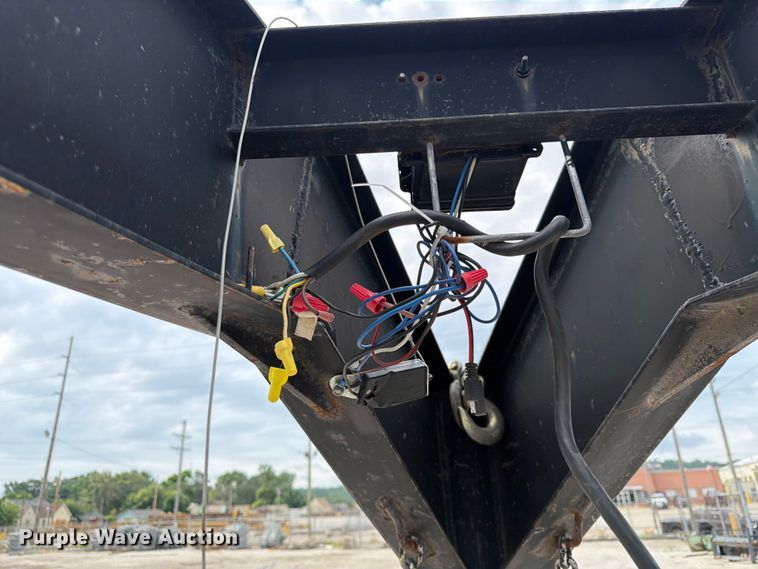 image for item DQ7834 2011 Elite equipment trailer
