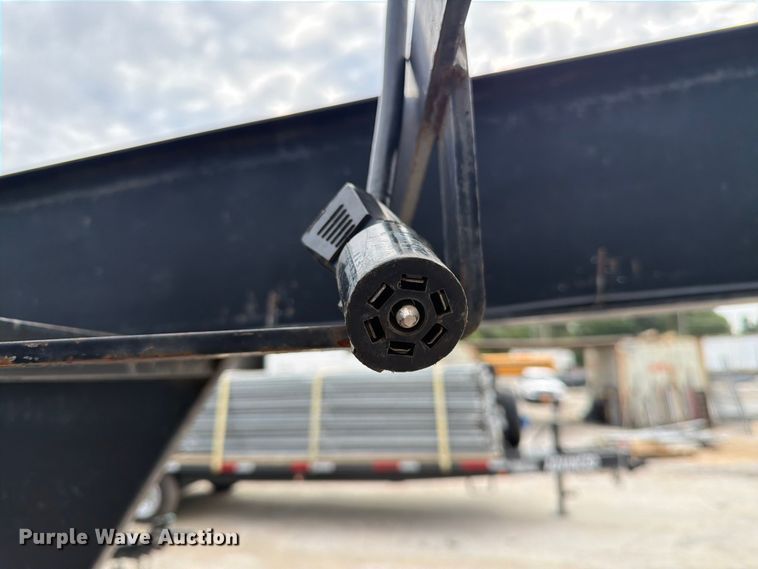 image for item DQ7834 2011 Elite equipment trailer