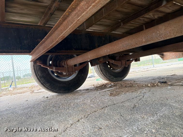image for item DQ7834 2011 Elite equipment trailer
