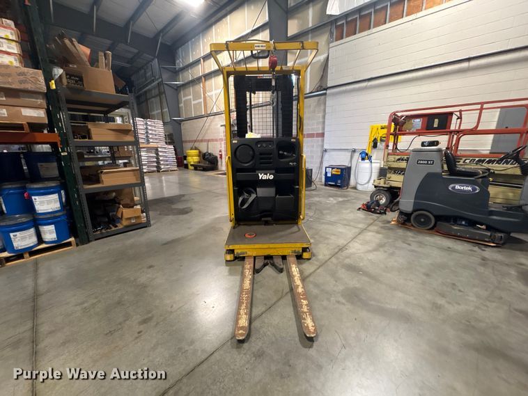 image for item DT2931 2007 Yale OS030ECN order picker