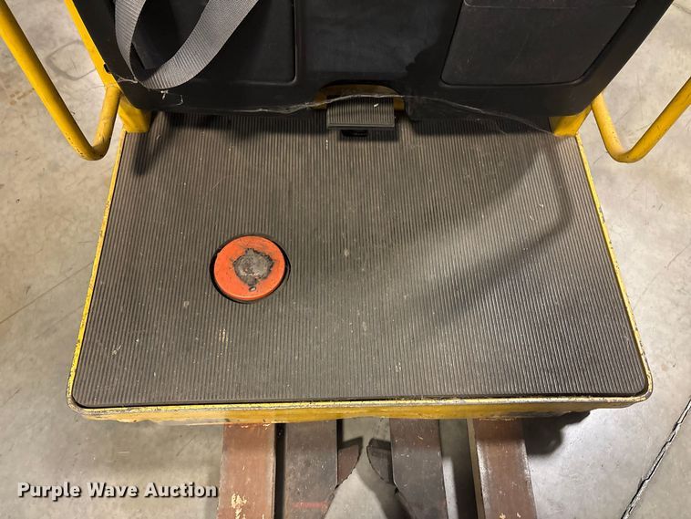 image for item DT2931 2007 Yale OS030ECN order picker