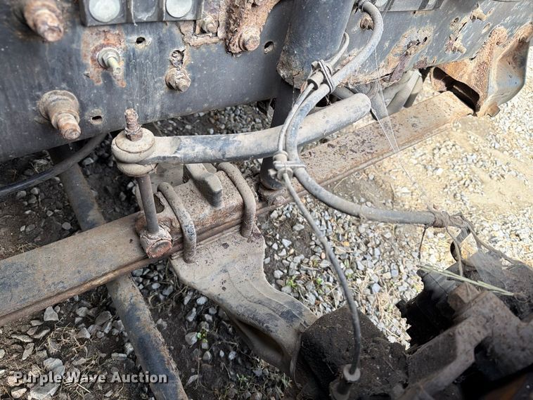 image for item DT2935 2007 Ford LCF box truck