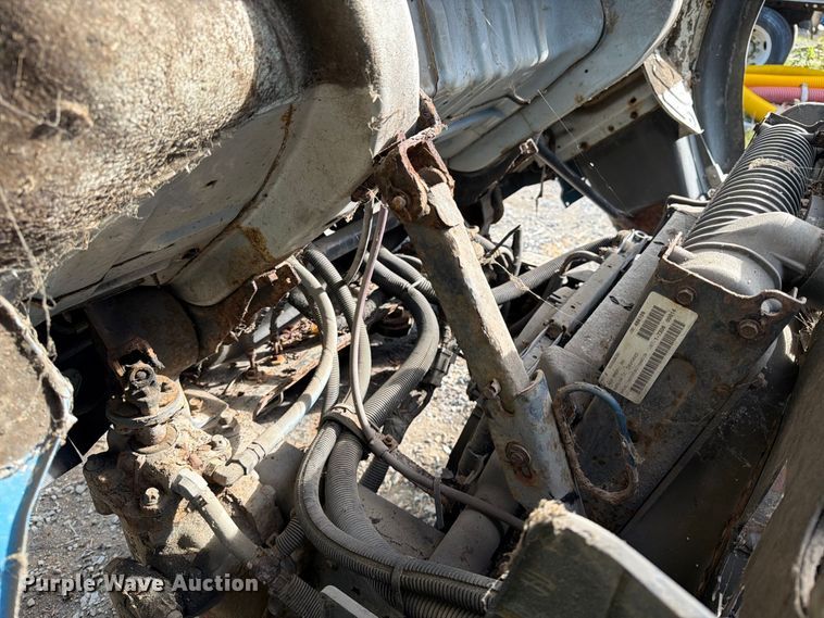 image for item DT2935 2007 Ford LCF box truck