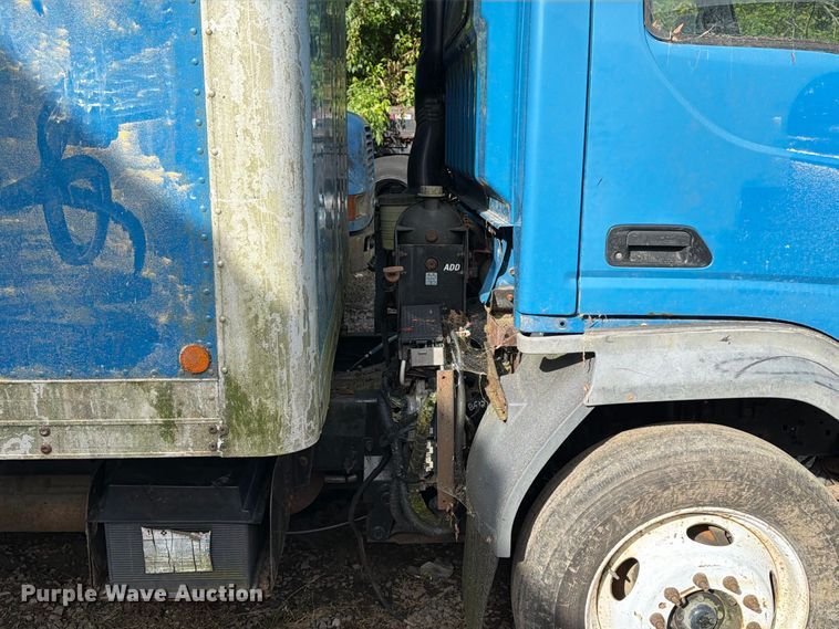 image for item DT2935 2007 Ford LCF box truck