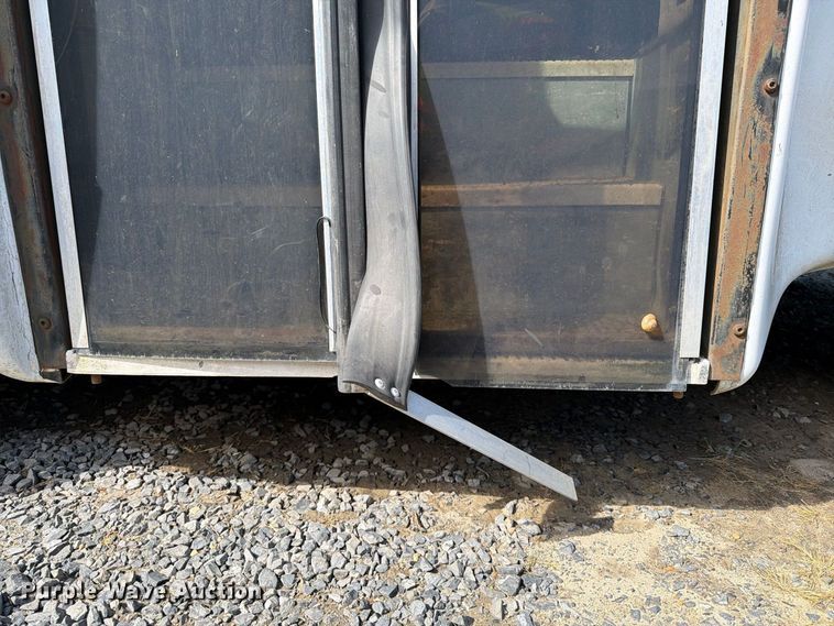 image for item DT2937 1994 Ford Econoline E350 mobile office bus