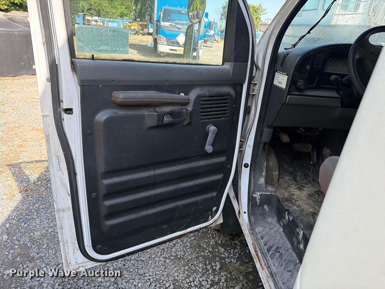 image for item DT2937 1994 Ford Econoline E350 mobile office bus