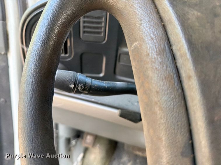 image for item DT2937 1994 Ford Econoline E350 mobile office bus
