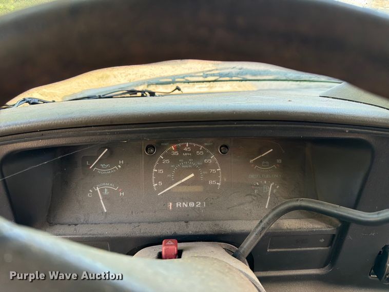 image for item DT2937 1994 Ford Econoline E350 mobile office bus