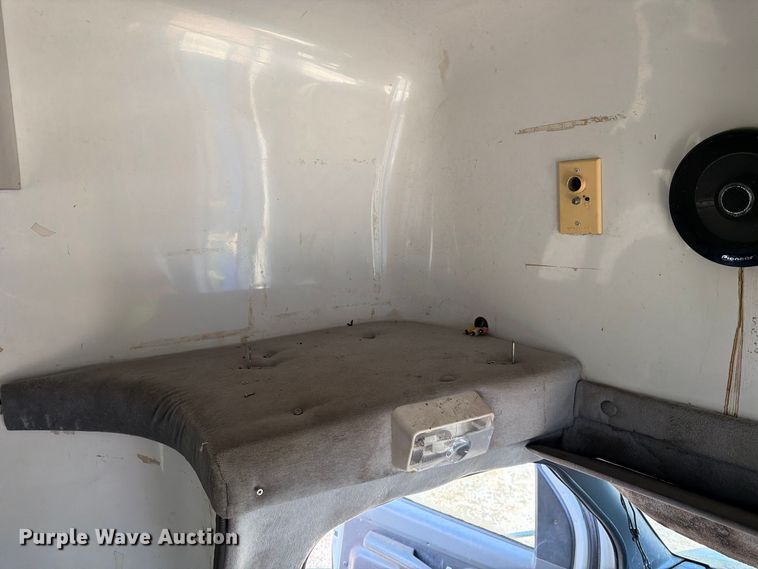 image for item DT2937 1994 Ford Econoline E350 mobile office bus