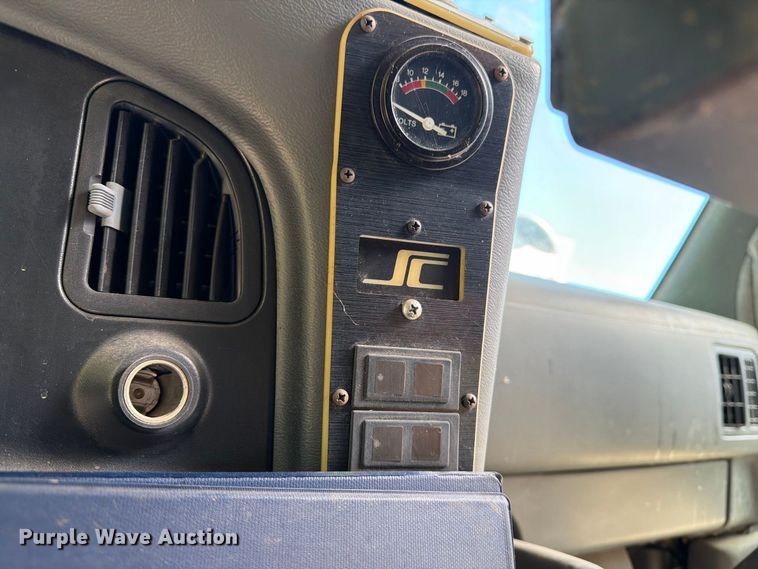 image for item DT2937 1994 Ford Econoline E350 mobile office bus