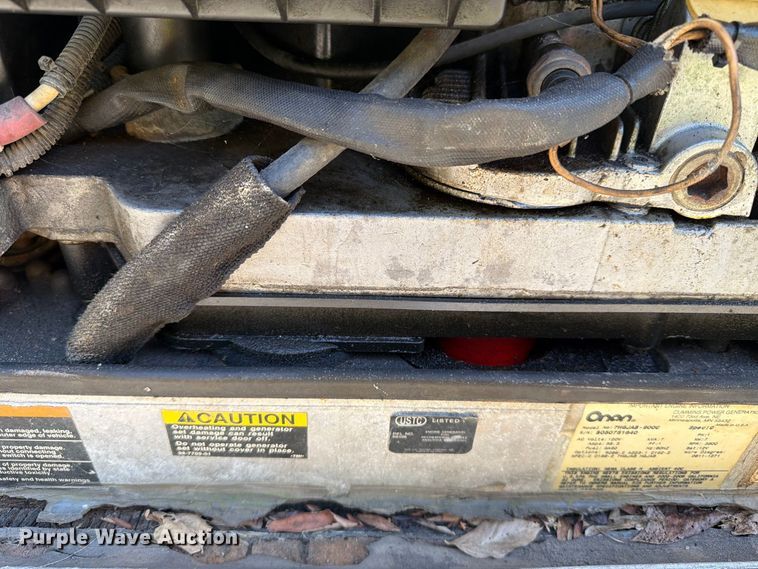 image for item DT2937 1994 Ford Econoline E350 mobile office bus