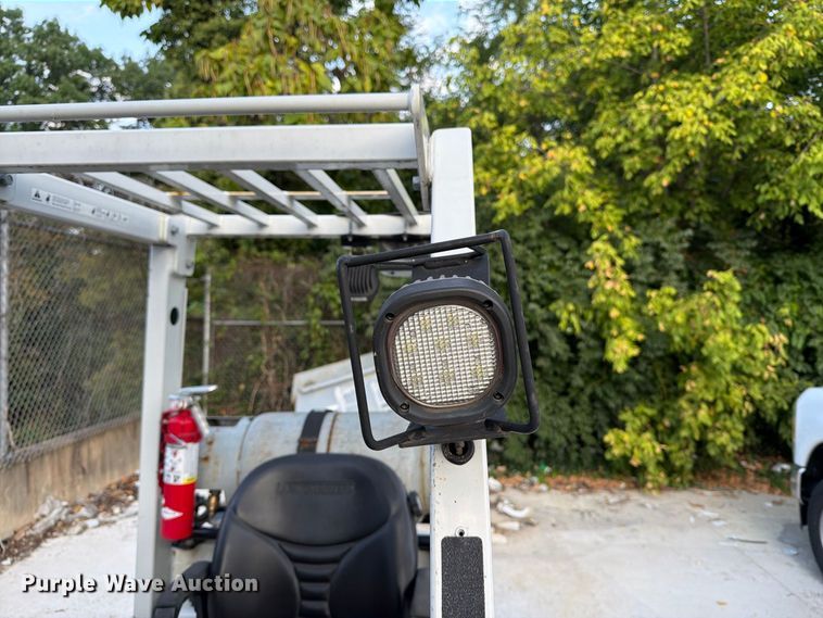 image for item DT2941 2017 UniCarriers CFS40 forklift