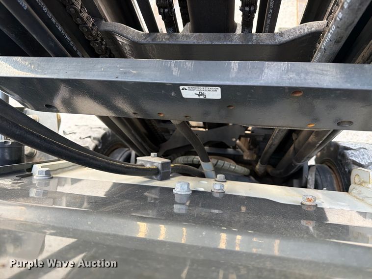 image for item DT2941 2017 UniCarriers CFS40 forklift