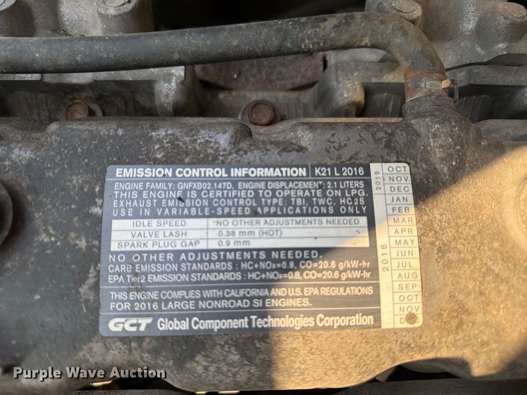 image for item DT2941 2017 UniCarriers CFS40 forklift