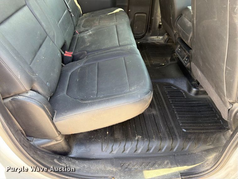 image for item DT3000 2020 Chevrolet Silverado 3500 Crew Cab flatbed pickup truck