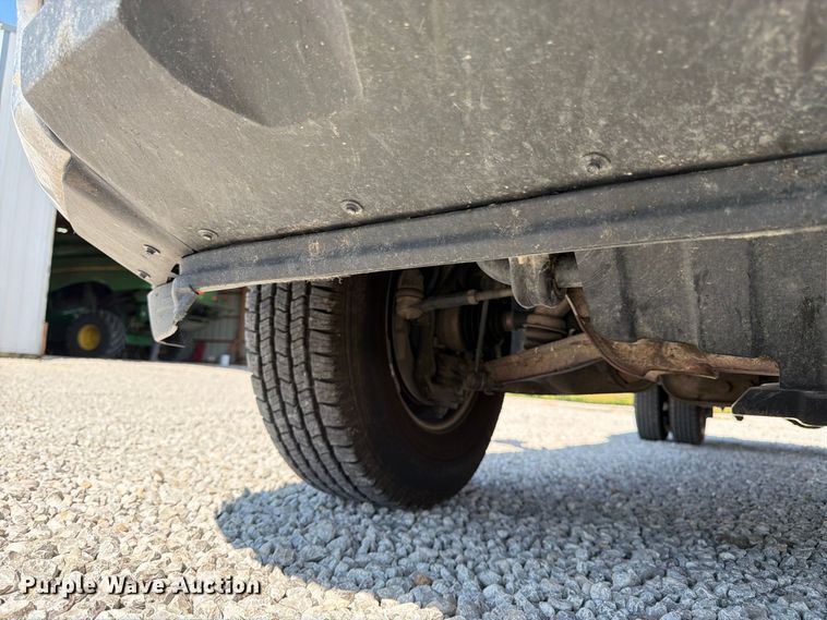image for item DT3000 2020 Chevrolet Silverado 3500 Crew Cab flatbed pickup truck